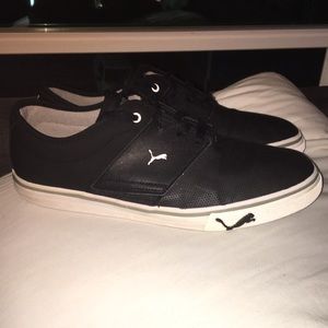 Black puma shoes size 12